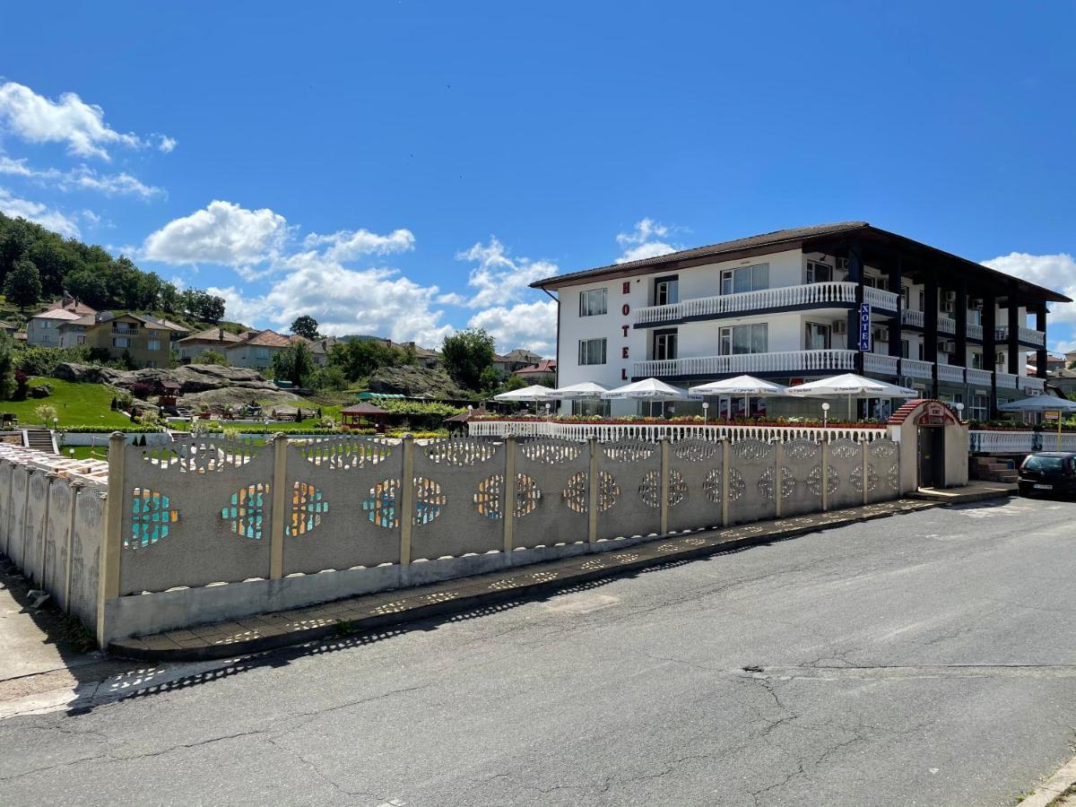 Hotel Elit Kirkovo  Eksteriør billede