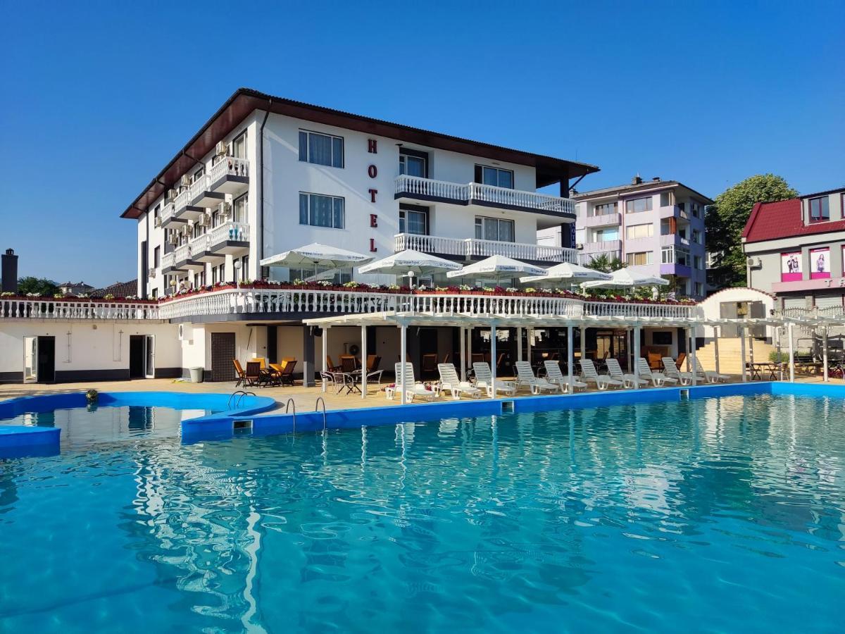 Hotel Elit Kirkovo  Eksteriør billede