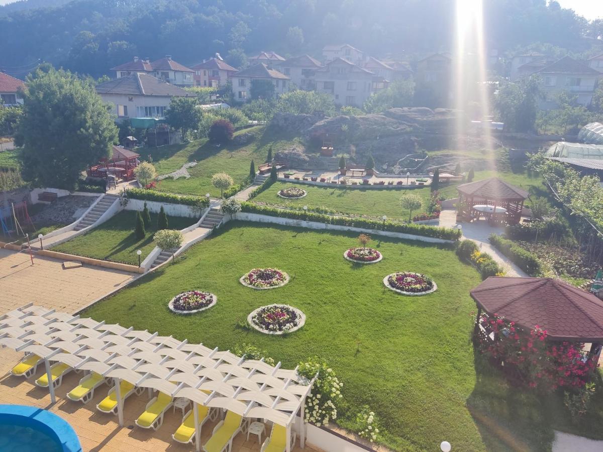 Hotel Elit Kirkovo  Eksteriør billede