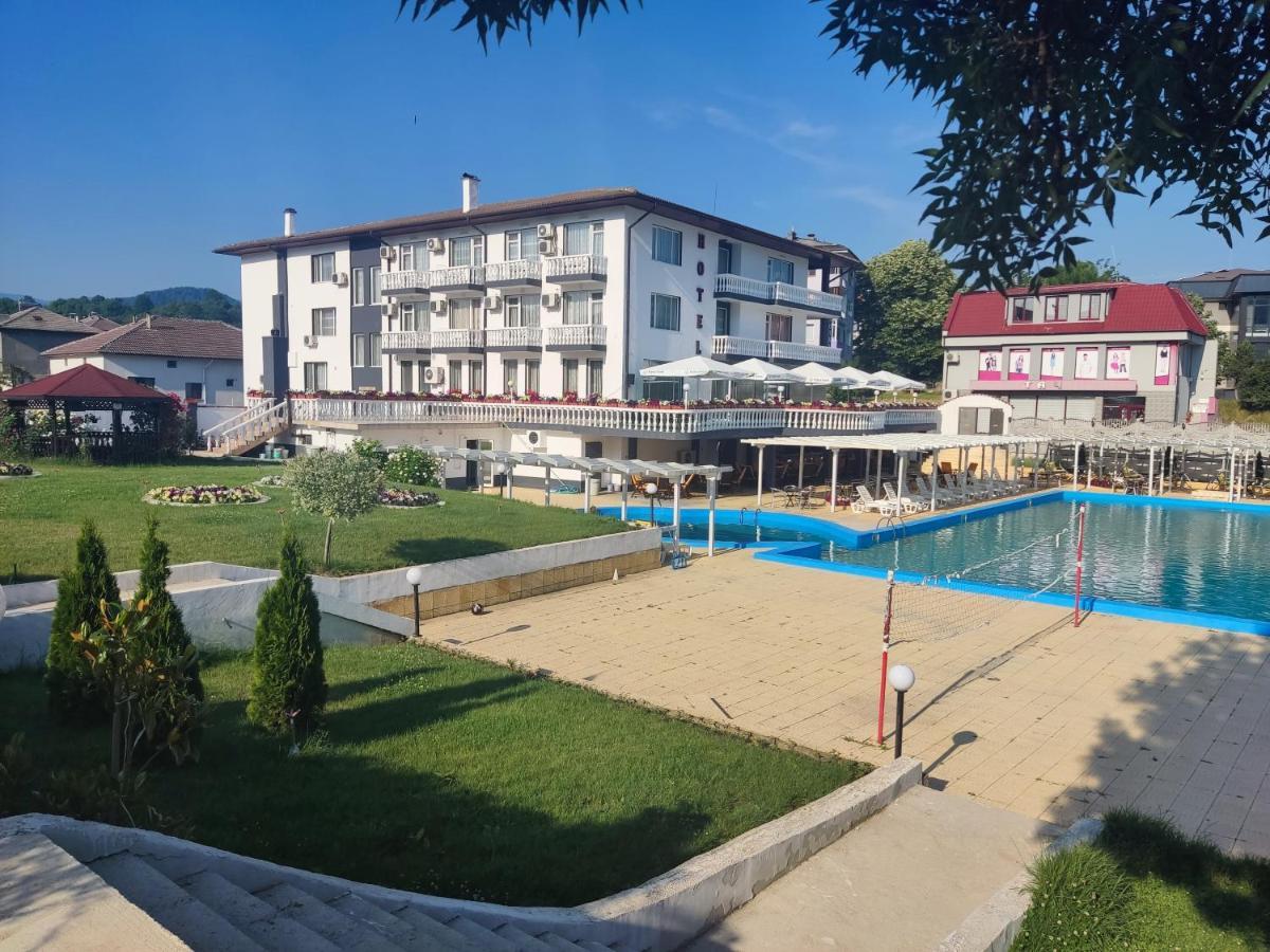 Hotel Elit Kirkovo  Eksteriør billede