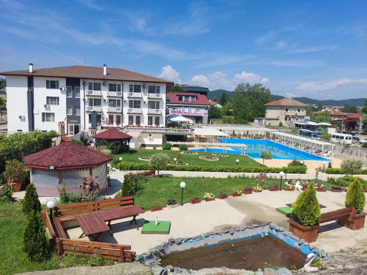 Hotel Elit Kirkovo  Eksteriør billede