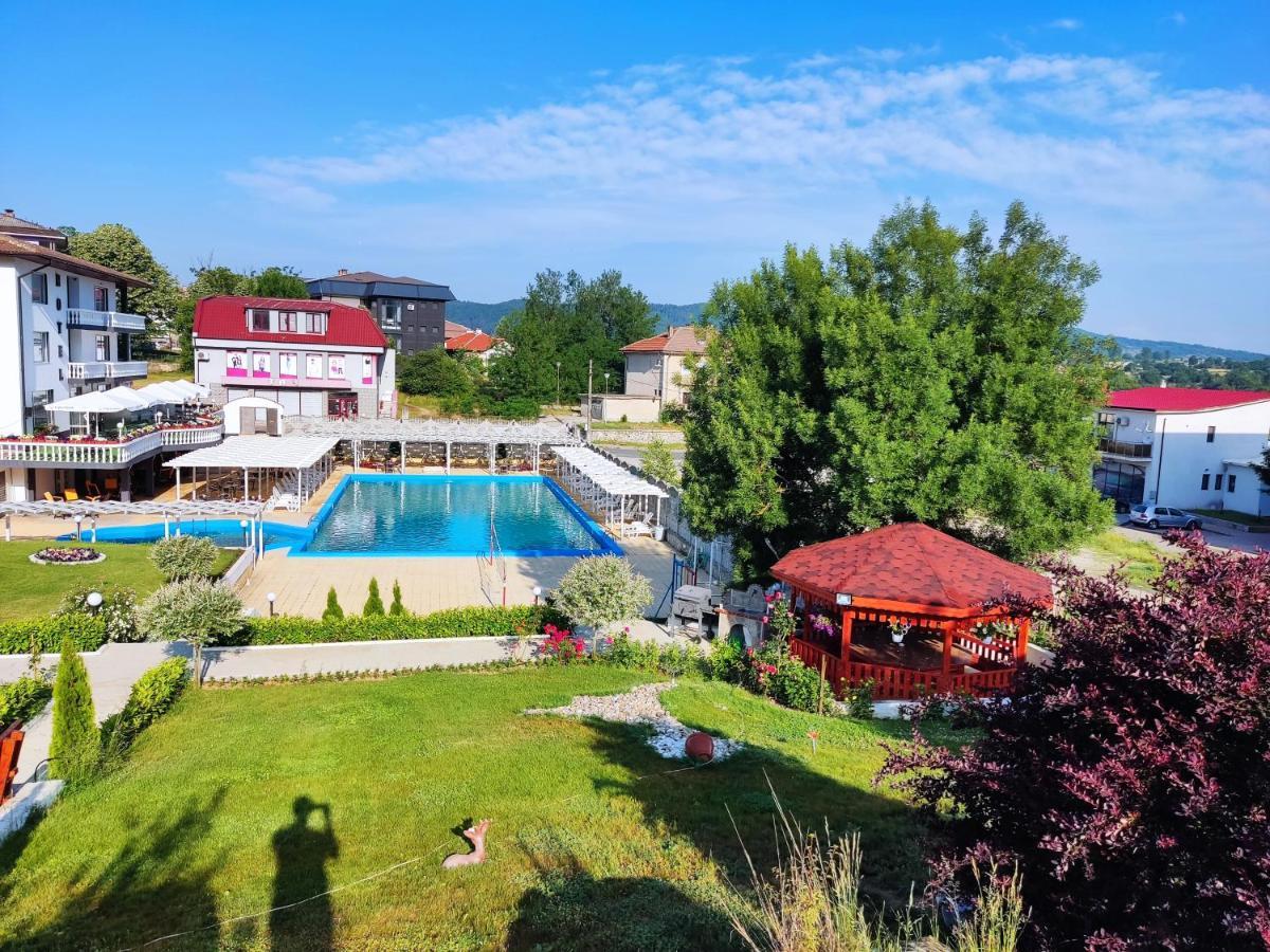 Hotel Elit Kirkovo  Eksteriør billede