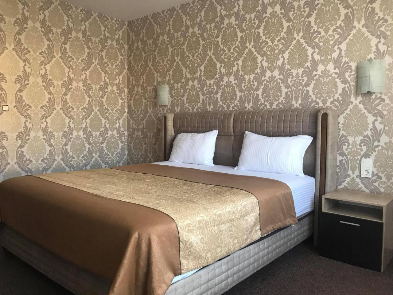 Hotel Elit Kirkovo  Eksteriør billede